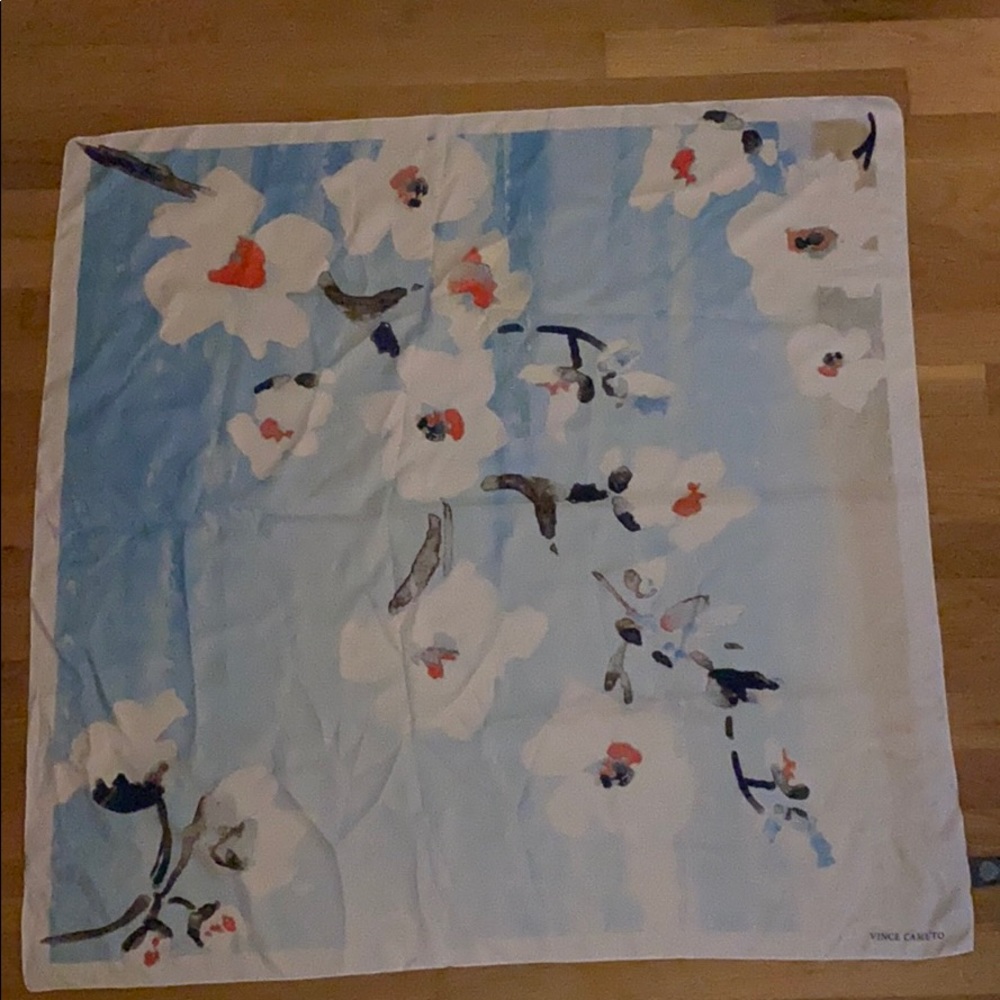 Vince Camuto scarf